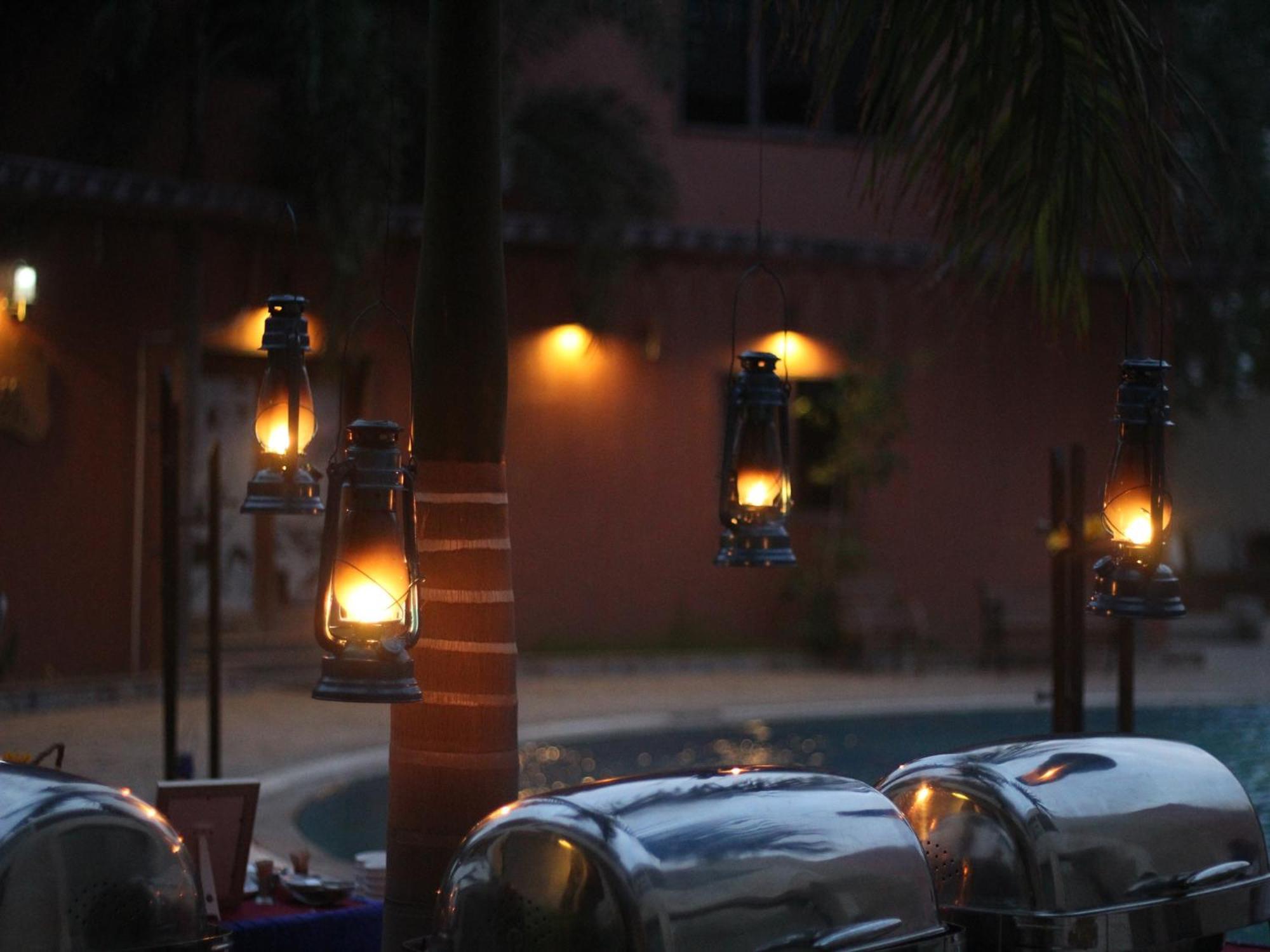 Seven Sky Clarks Exotica Hotell Bhuj Exteriör bild